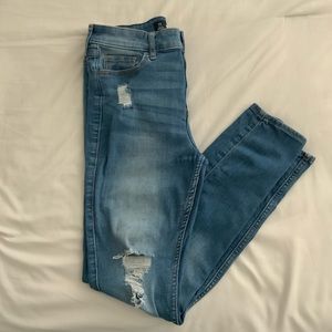 Hollister Super Skinny Jeans